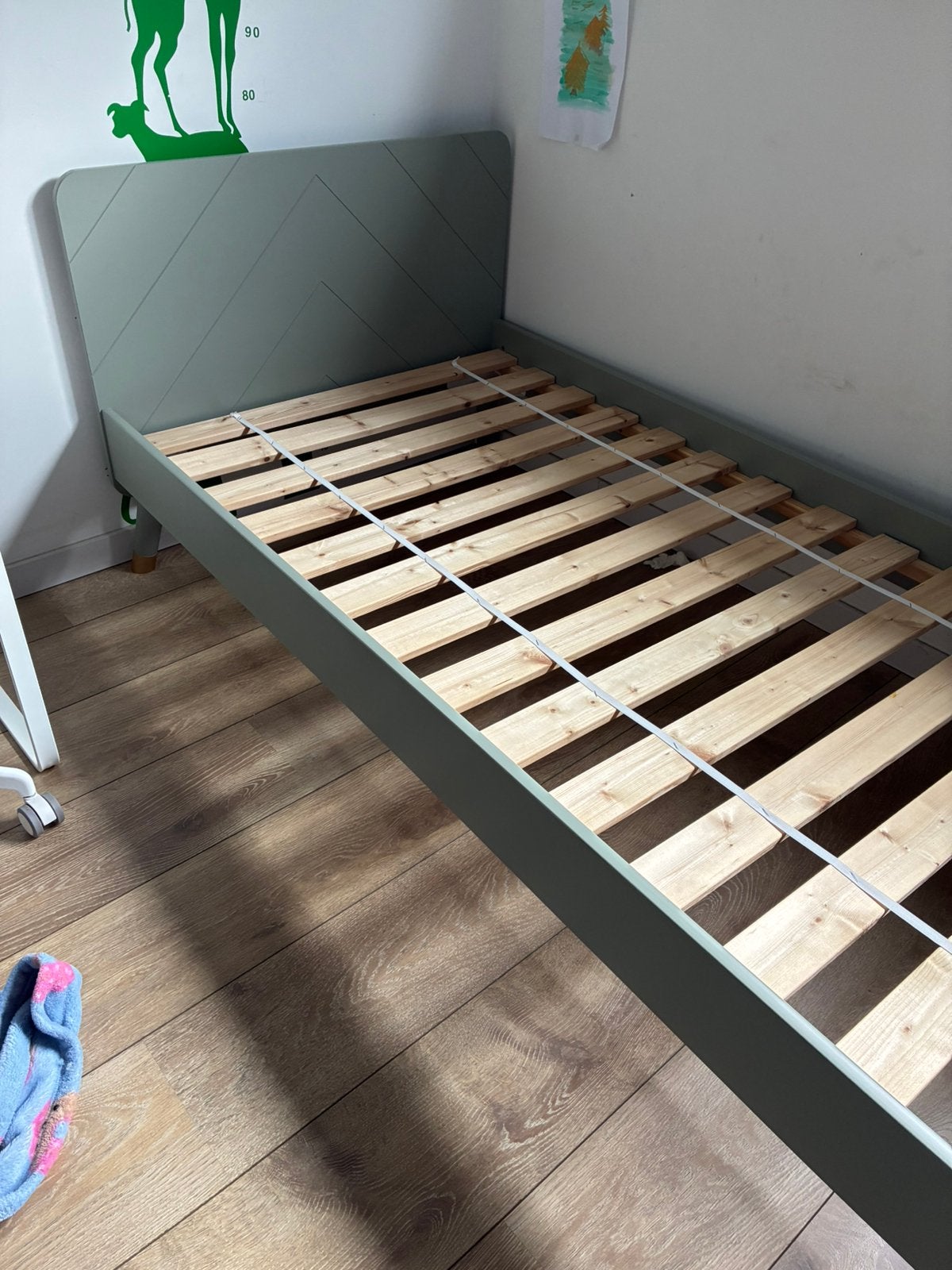 Magnifique lit Vipack avec matelas - 99€, Maison & Meubles, Chambre à coucher | Lits, Enlèvement, Comme neuf
