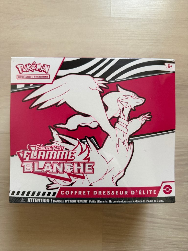 Coffret Dresseur D'élite Pokémon ETB EV10.5 Flamme Blanche, Enlèvement ou Envoi, Neuf
