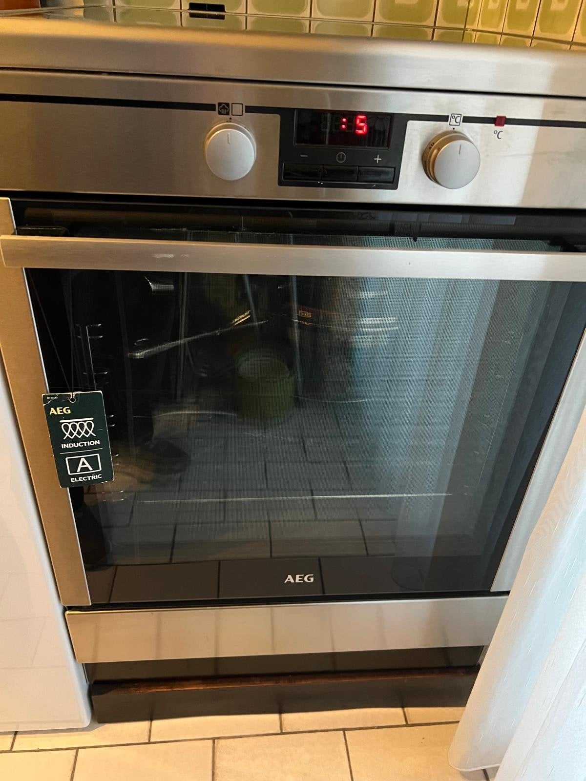AEG Fornuis - Inductie kookplaten en oven, Elektronische apparatuur, Ophalen, 60 cm of meer, Zo goed als nieuw, Inductie