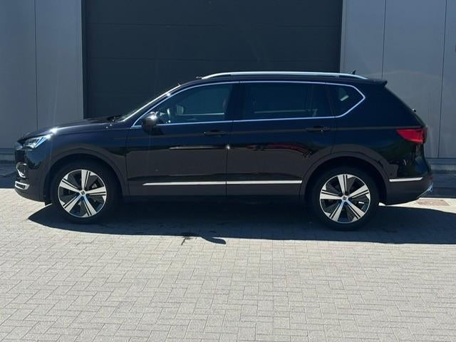 Seat Tarraco pano dak benzine automaat, Autos, Achat, Entreprise, Entretenue par le concessionnaire, Noir