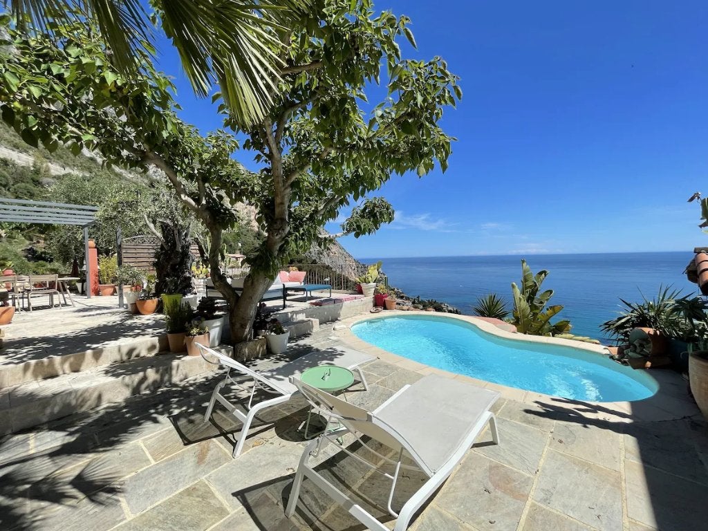 magnifique villa située à Menton, entre Monaco et l'Italie., France