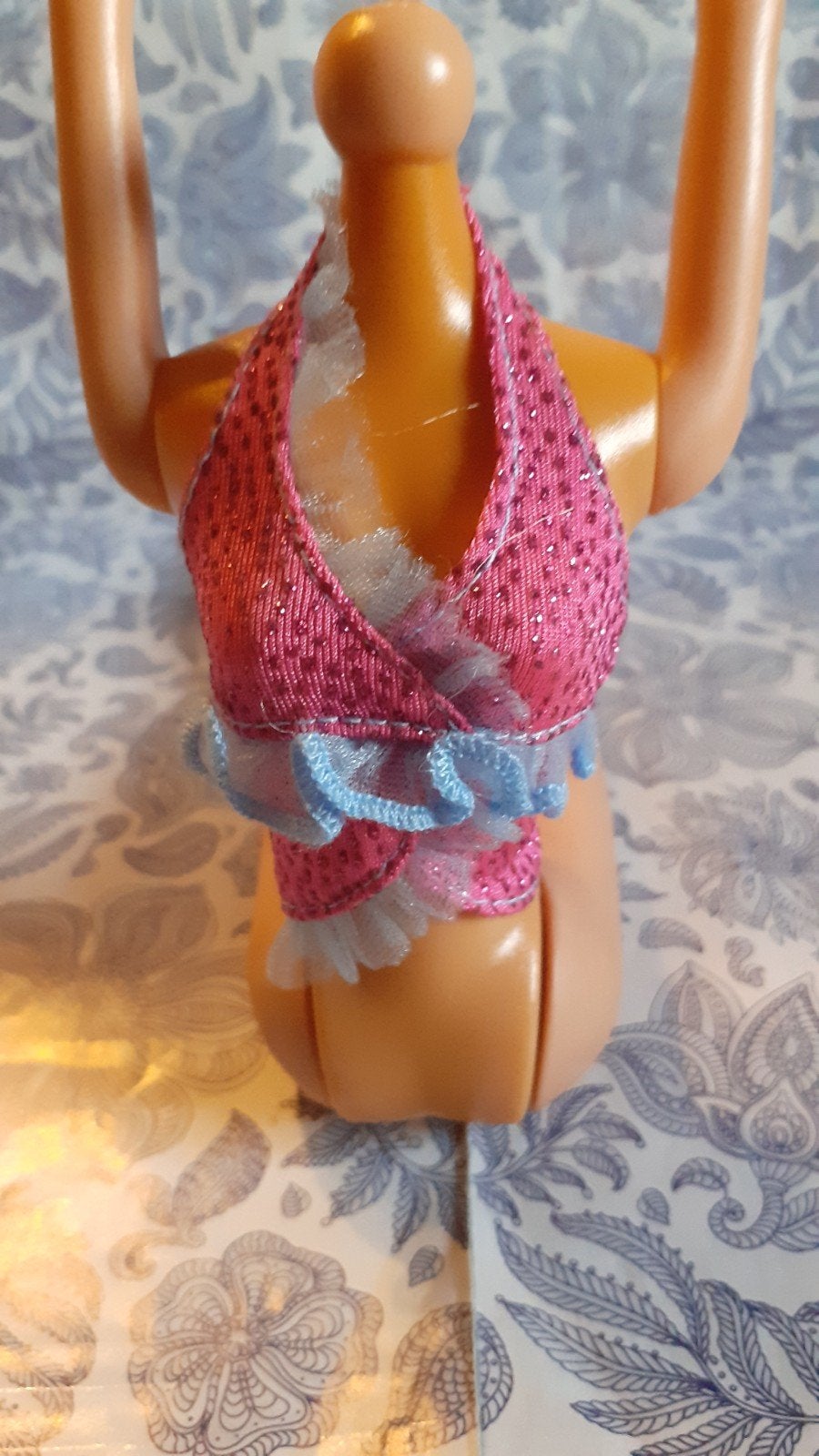 blouse pour poupée mannequin Barbie rose et tulle bleu, Enlèvement ou Envoi, Utilisé, Vêtements