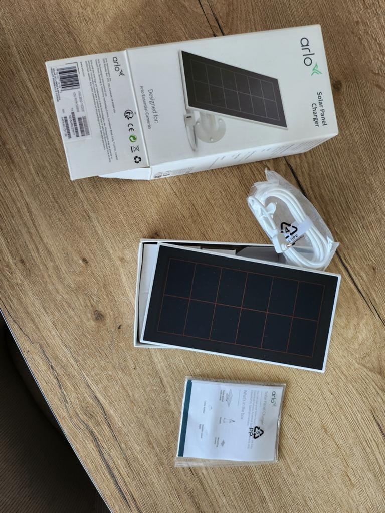 Arlo Solar Panel Charger/ Zonnepaneel, Ophalen of Verzenden, Nieuw