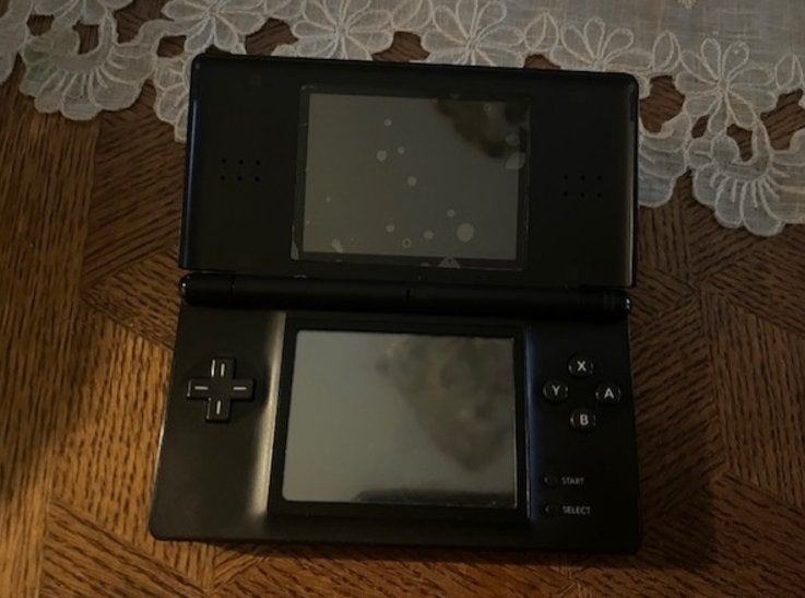 Console Ds Lite Noire + Chargeur, Enlèvement, Utilisé, DS Lite