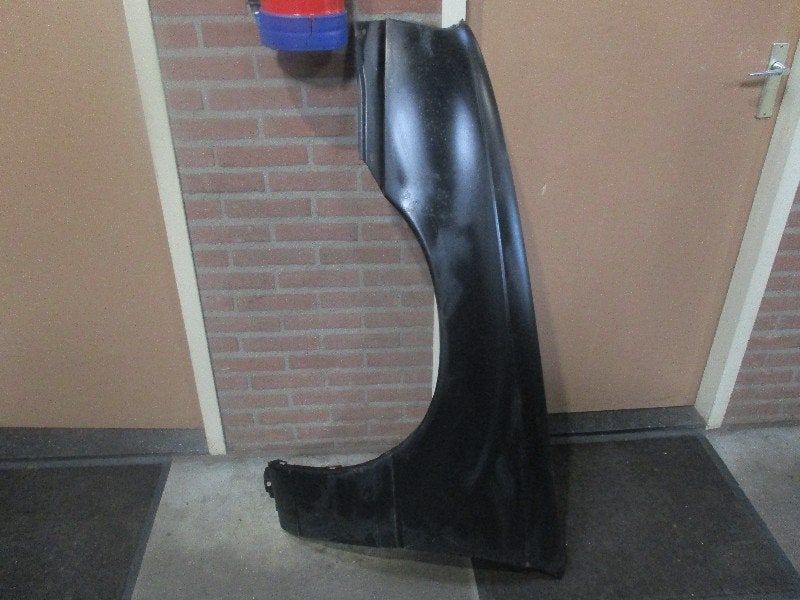 SPATBORD LINKS VOOR Opel Omega A (01-1970/-), Spatbord, Kontakt-opel@opel.com, Bahnhofsplatz
65423  Rüsselsheim am Main, DE, Voor
