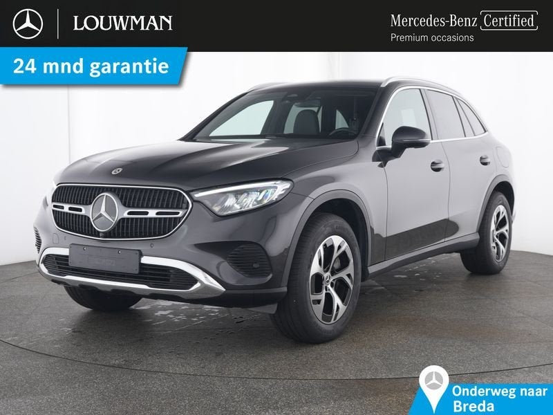 Mercedes-Benz GLC 300 e 4MATIC Plug-In Hybride Trekhaak | Zw, Auto's, Mercedes-Benz, Automaat, Zwart, Hybride Elektrisch/Benzine