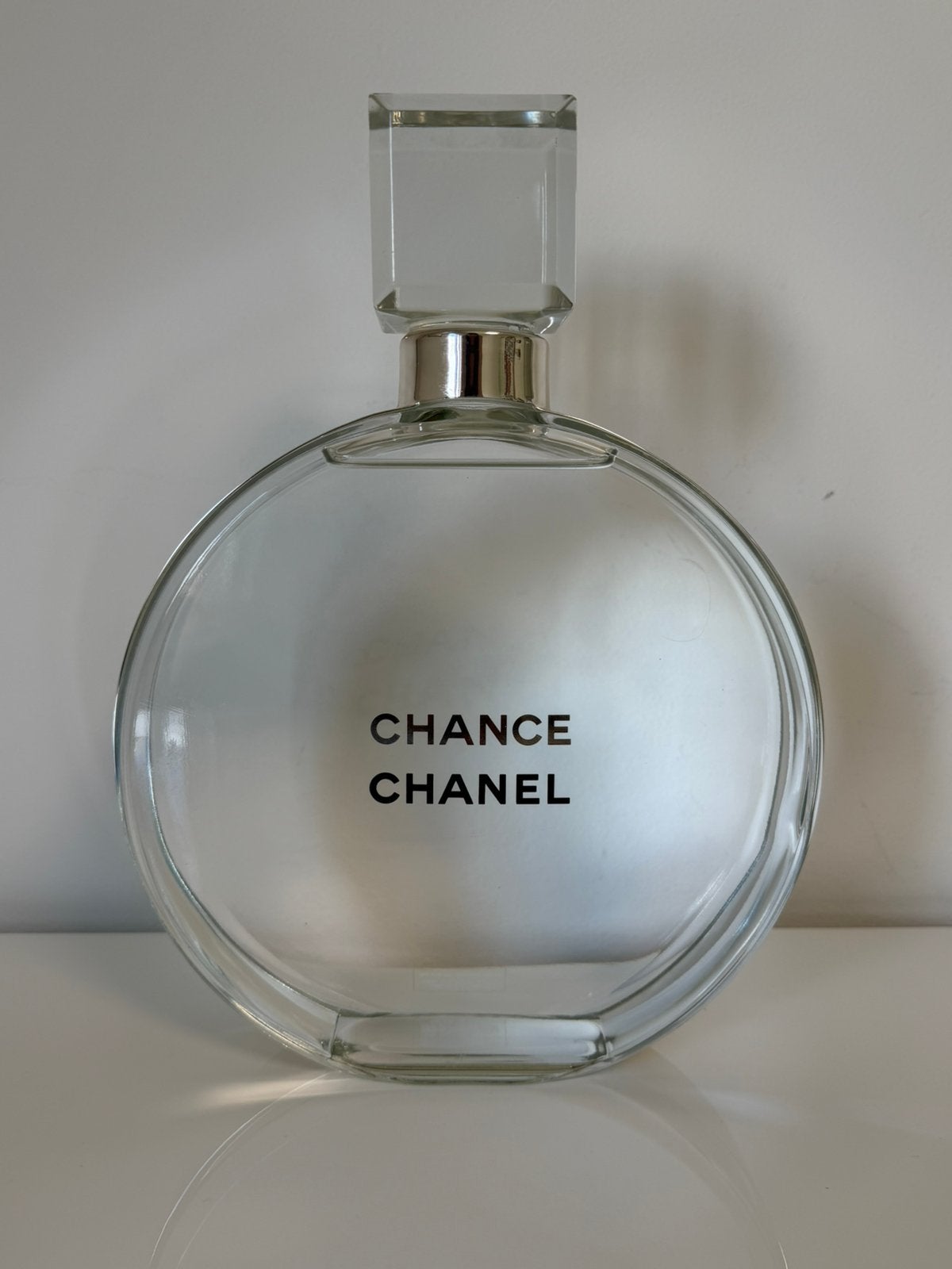 Chanel - Chance - Grote glazen pop factice - 30 cm, Ophalen of Verzenden, Zo goed als nieuw