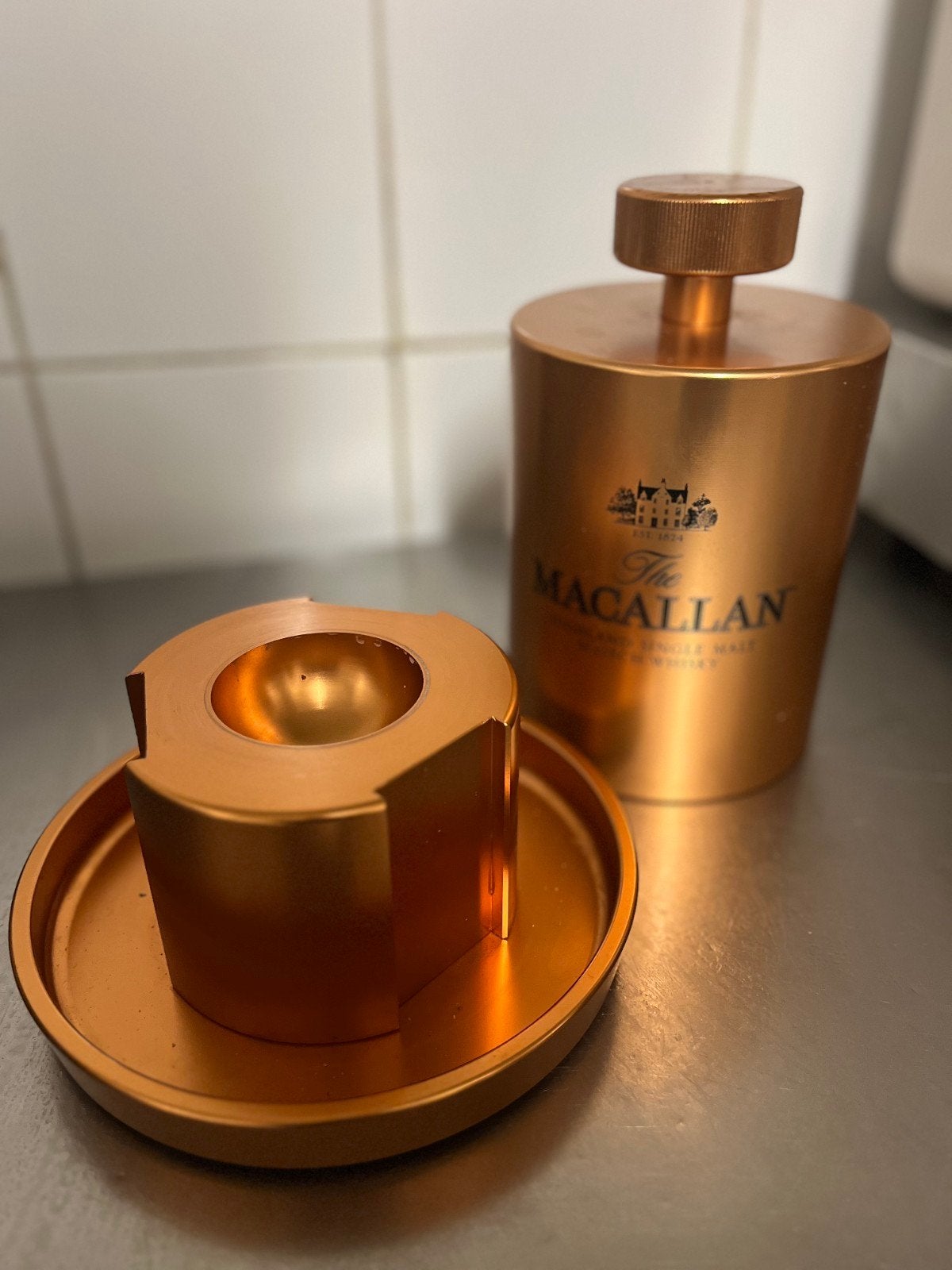 MACALLAN Spherical ice press, Enlèvement, Comme neuf