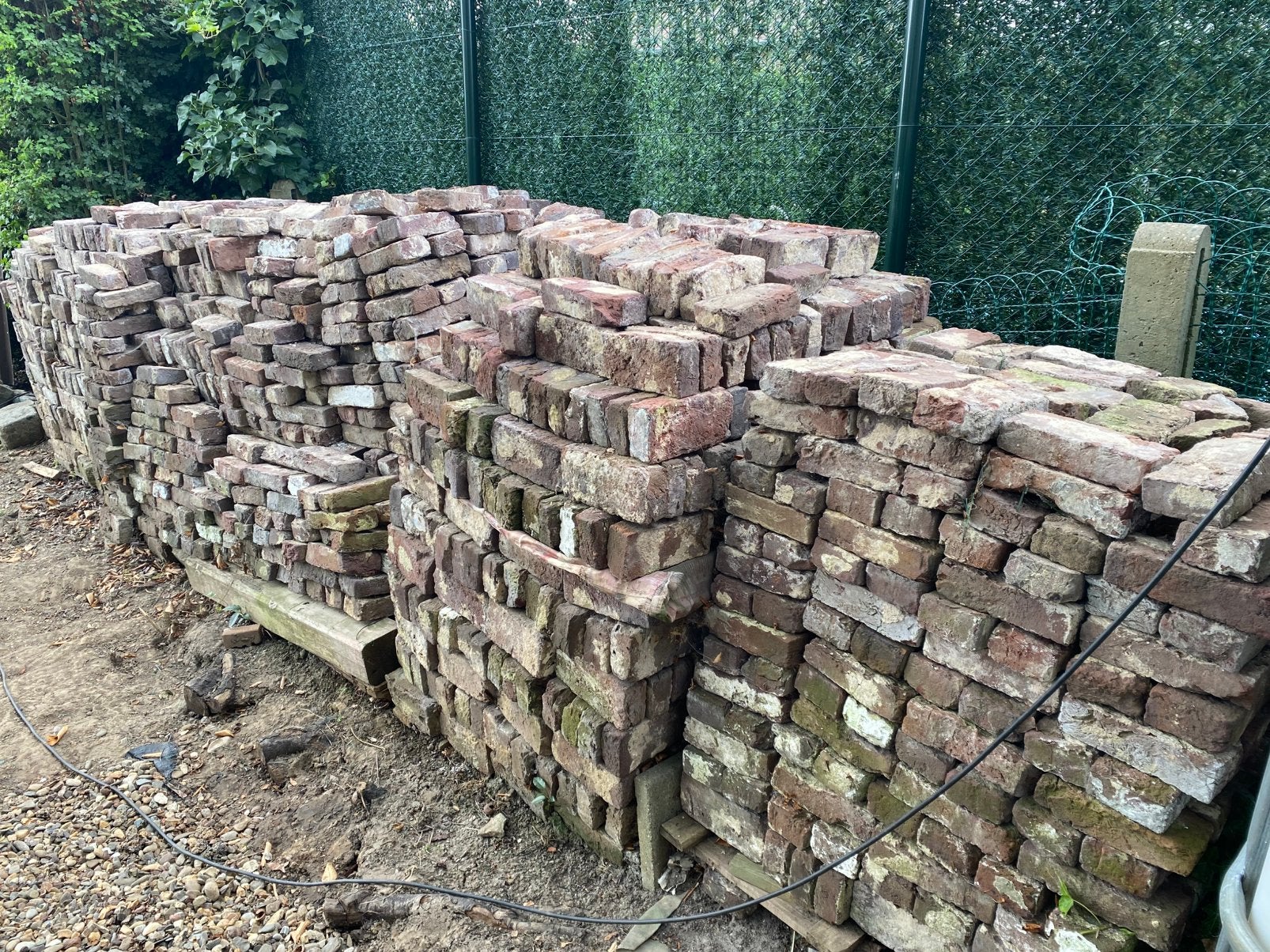 Oude Rekemse veldbrandstenen ( 3000 stuks), Doe-het-zelf en Bouw, Metselstenen, Ophalen, Zo goed als nieuw, Bakstenen