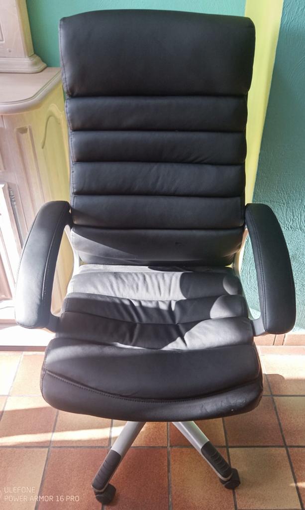 Fauteuil en cuir, Maison & Meubles