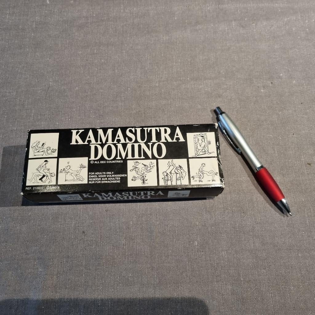 Kamasutra Domino, 1 ou 2 joueurs, Enlèvement ou Envoi, Utilisé, Leo's
