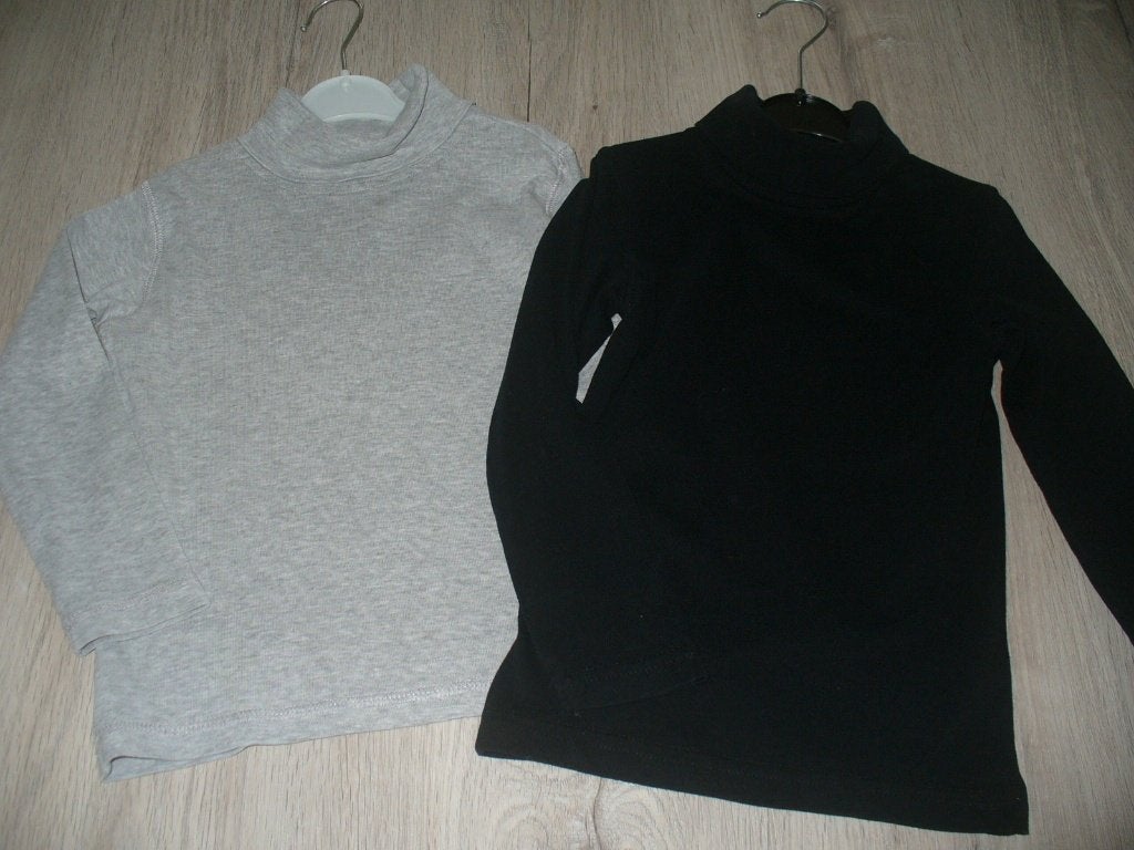 2 Koltruitjes maat 98-104, Enfants & Bébés, Enlèvement ou Envoi, Comme neuf, Garçon, Pull ou Veste