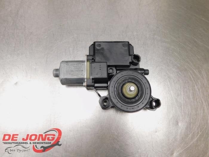 Moteur de vitre portière d'un Volkswagen Polo, Autos : Pièces & Accessoires, Volkswagen, -, 3 mois de garantie, Utilisé
