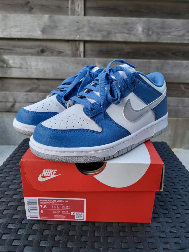 Nike sneakers, Ophalen, Sneakers