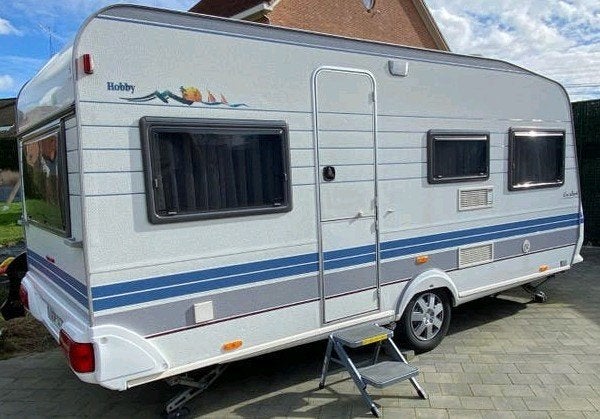 Caravan Hobby 470U Goolderheide te bezichtigen, Rondzit, Hobby, Dwarsbed, Particulier