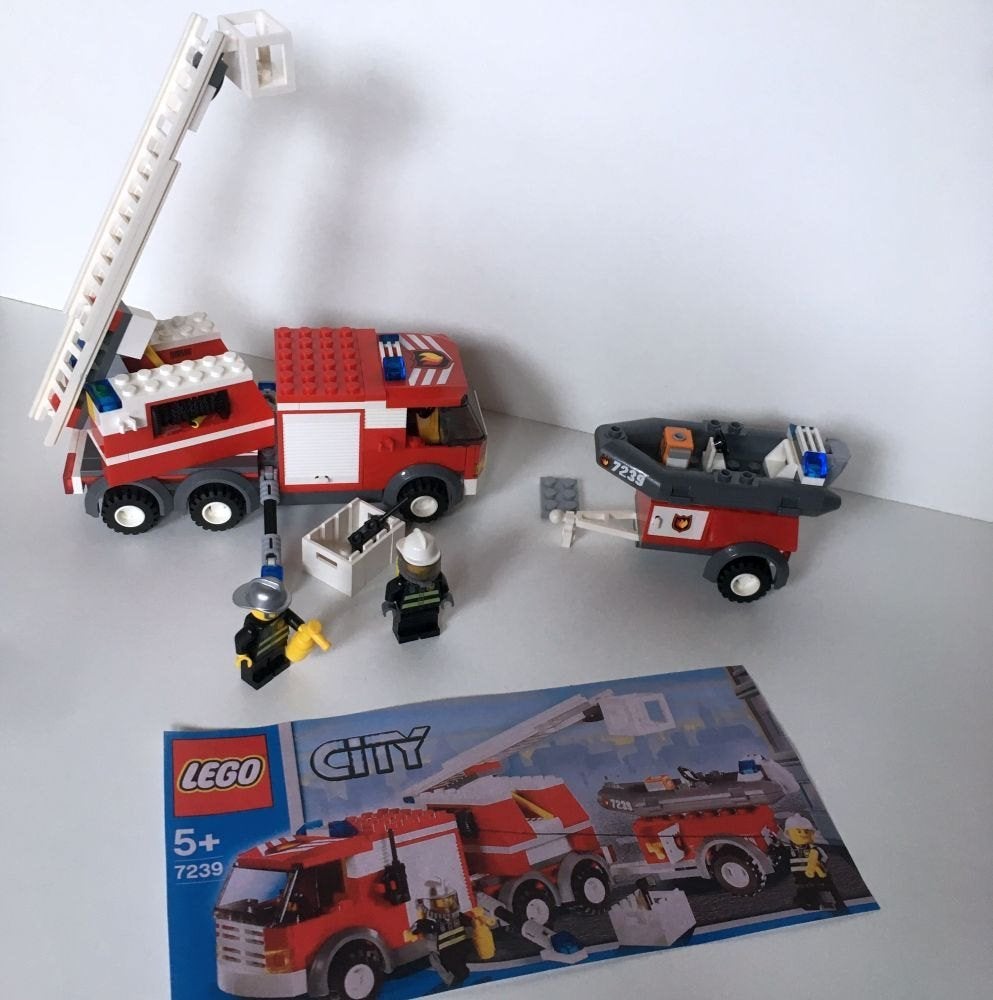 Lego City - Brandweerwagen - 7239, Lego, Ophalen of Verzenden, Complete set, Compleet
