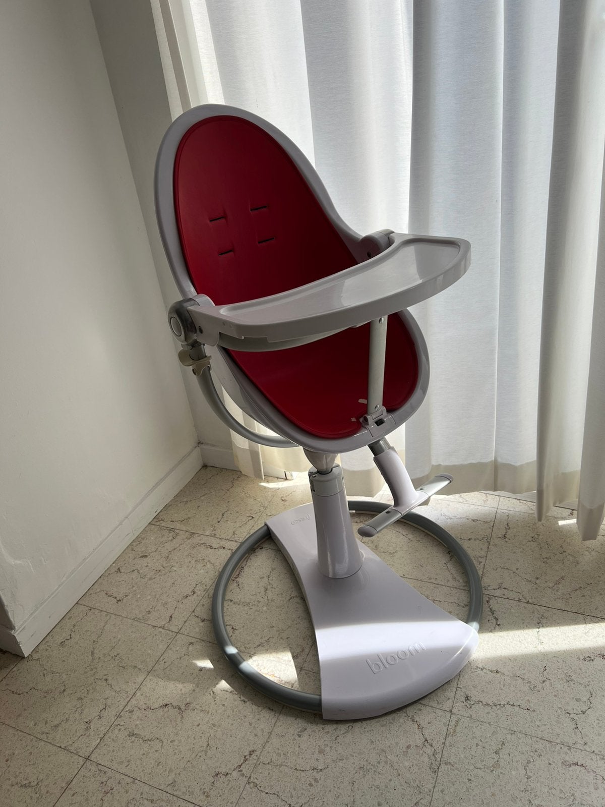 Bloom Fresco eetstoel, kinderstoel, Kinderen en Baby's, Kinderstoelen, Ophalen, Gebruikt, Meegroeistoel, Gordel(s)