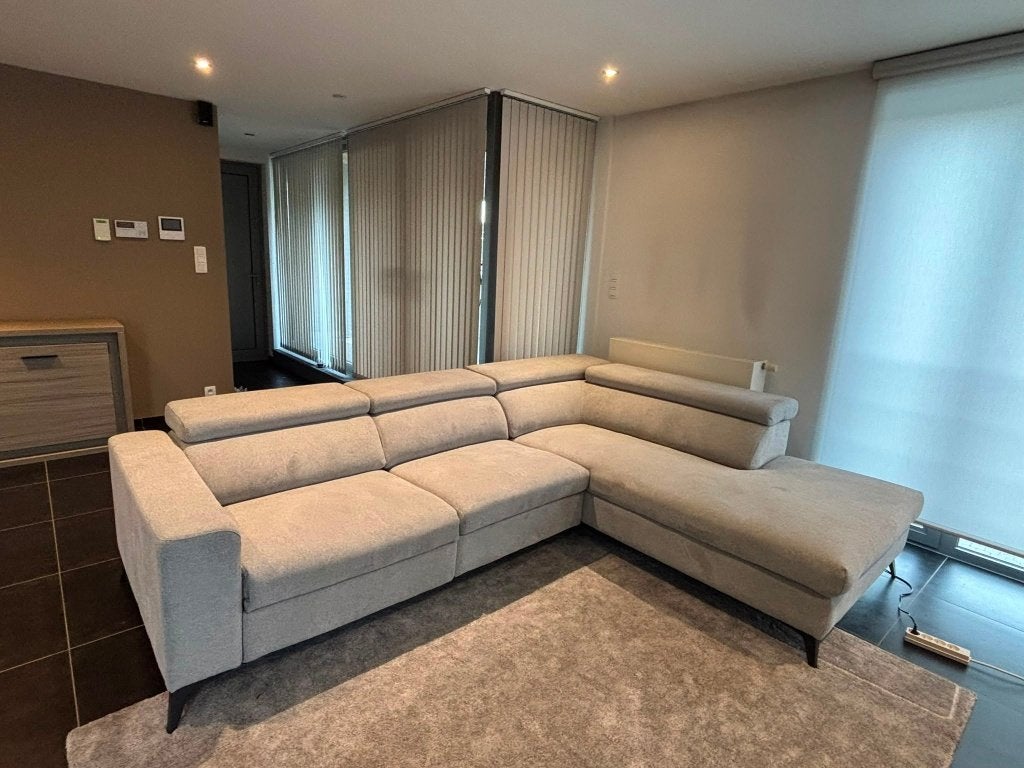 Gloednieuwe Hoeksalon met elektrische relax, Huis en Inrichting, Zetels | Complete zithoeken, Zo goed als nieuw, Stof, Ophalen