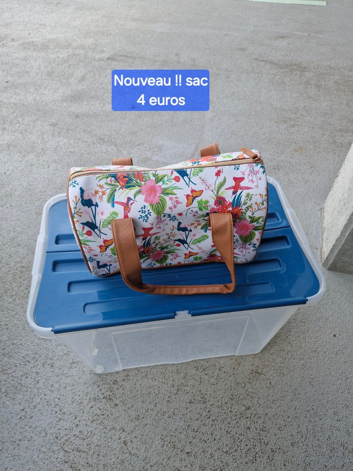 Nouveau sac a main fleuris, Enlèvement ou Envoi