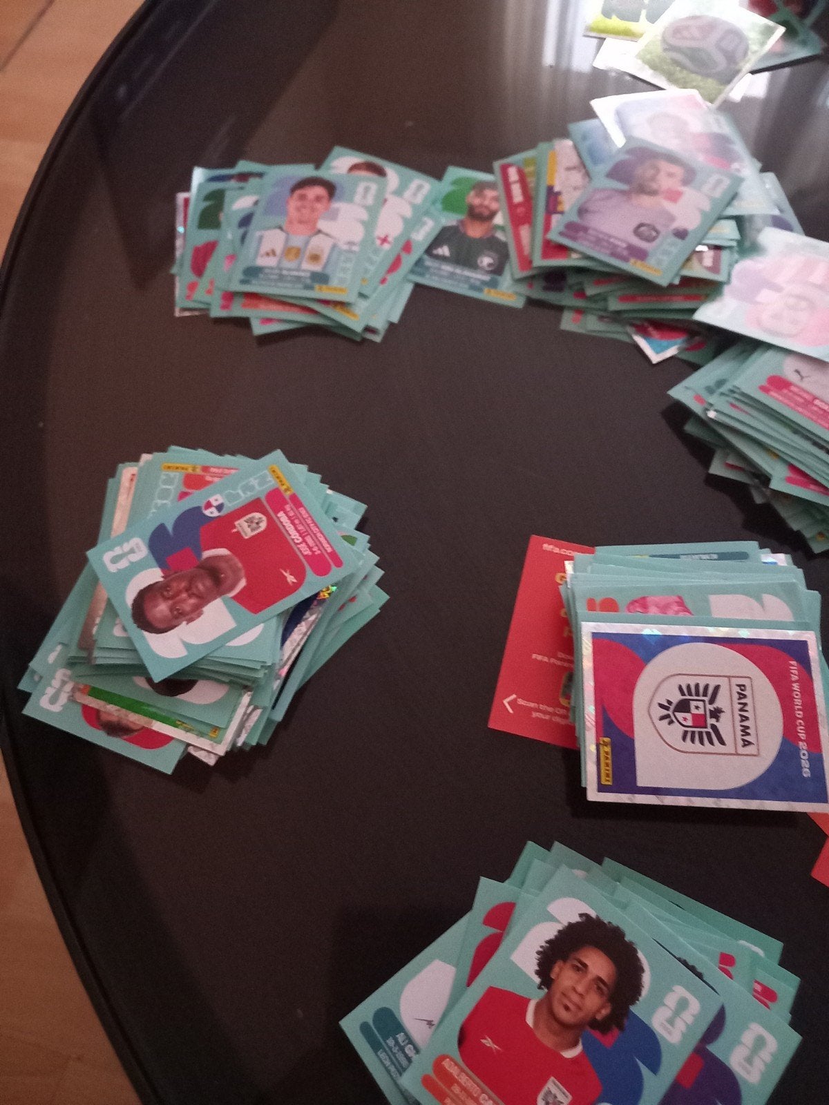 Panini voetbalstickers, Ophalen