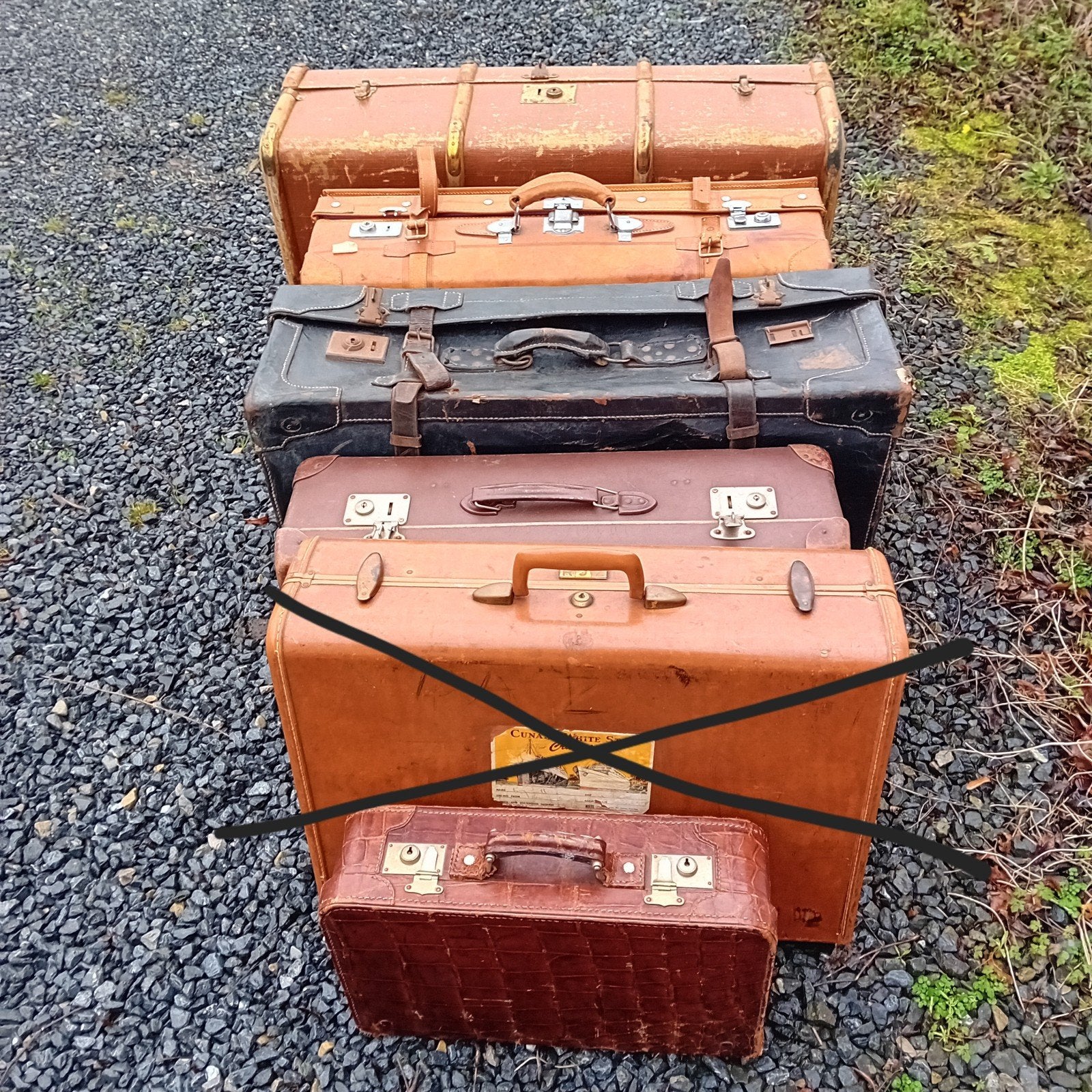 Lot de valises et malle anciennes, Enlèvement