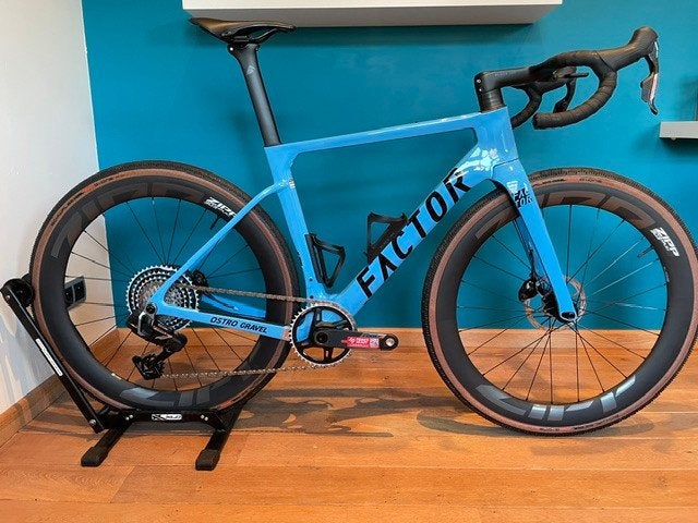 FACTOR Ostro Gravel - 2026 - Sram XPLR 13 speed - NIEUW, Overige merken, 28 inch, Carbon, 10 tot 15 versnellingen