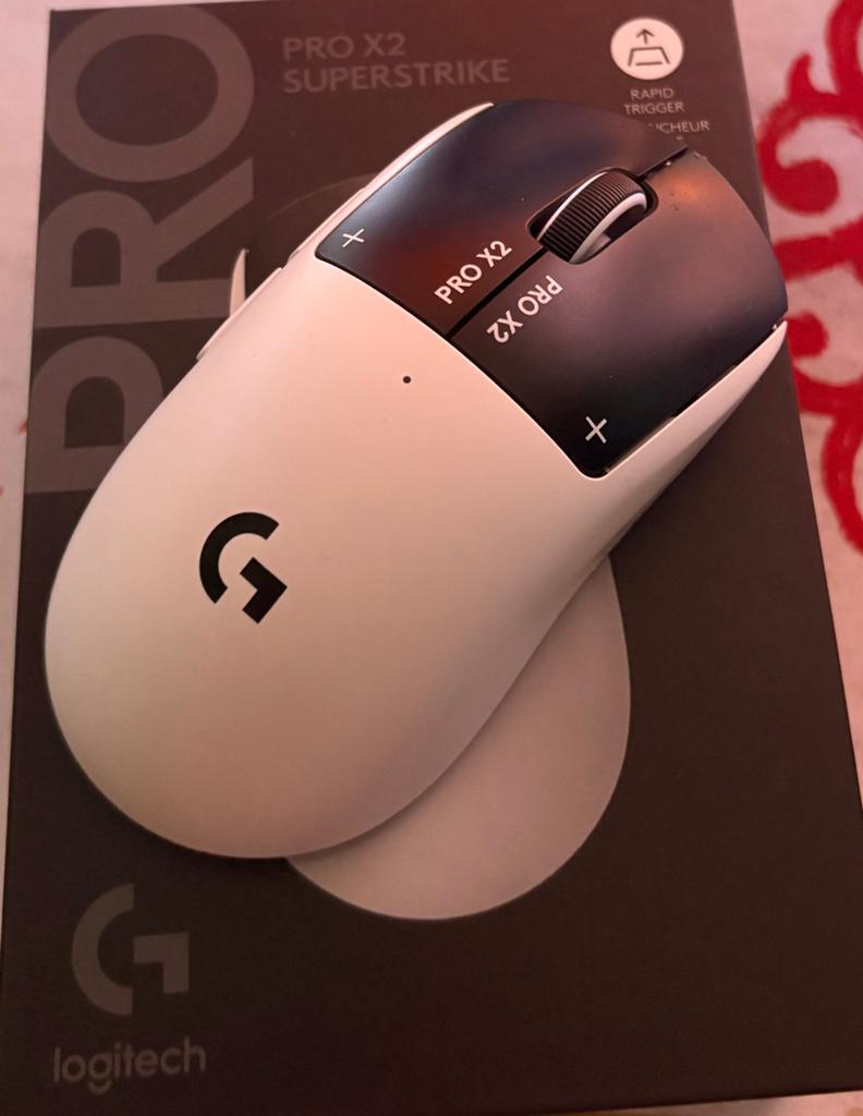 Logitech G Pro Superstrike 2X, Computers en Software, Muizen, Ophalen of Verzenden, Zo goed als nieuw, Muis