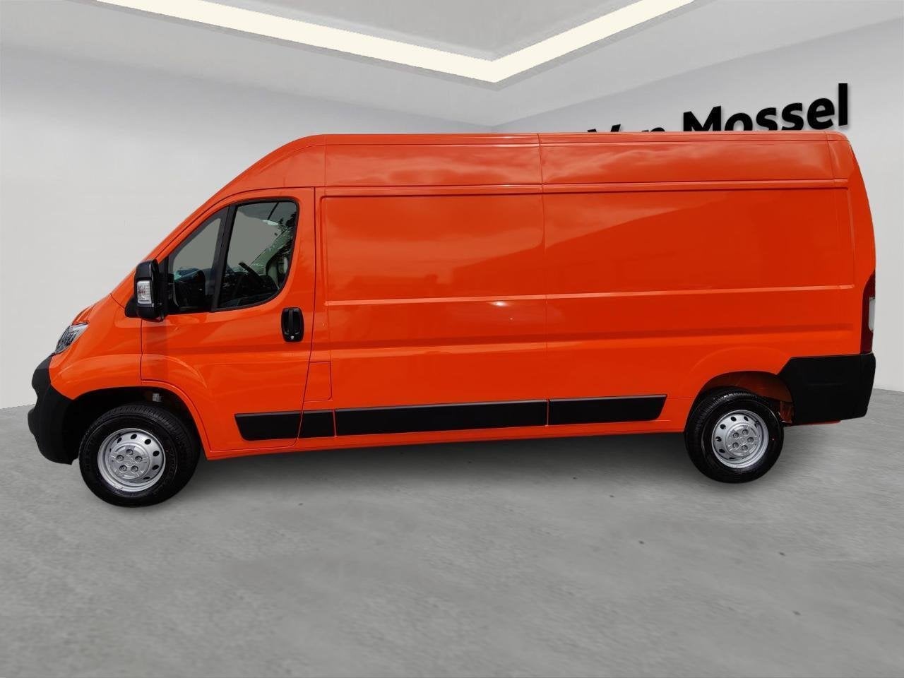 Opel Movano 3500 Light L3H2 - 2.2L Turbo 140, Auto's, Bestelwagens en Lichte vracht, Voorwielaandrijving, Dealer onderhouden, Stof