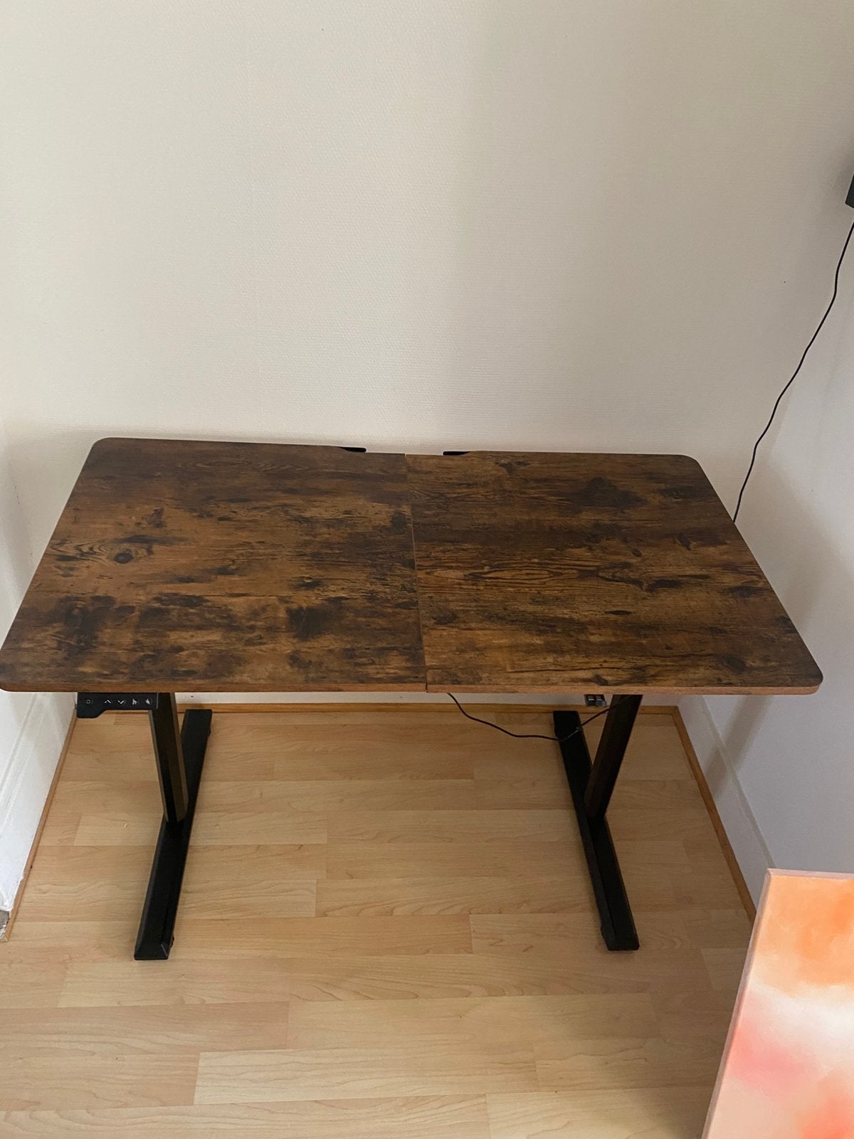 Electric standig desk, Huis en Inrichting, Bureaus, Ophalen, Zo goed als nieuw