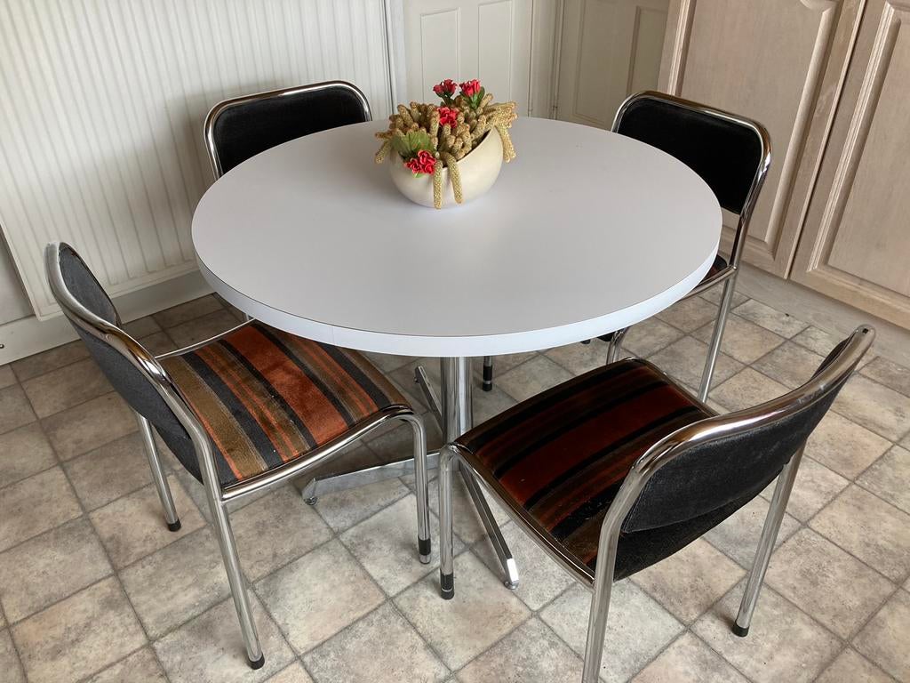 Keukentafel met 4 stoelen, Huis en Inrichting, Ophalen, Gebruikt