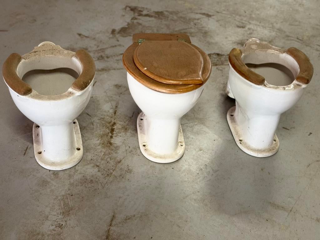 Kindertoilet, Ophalen
