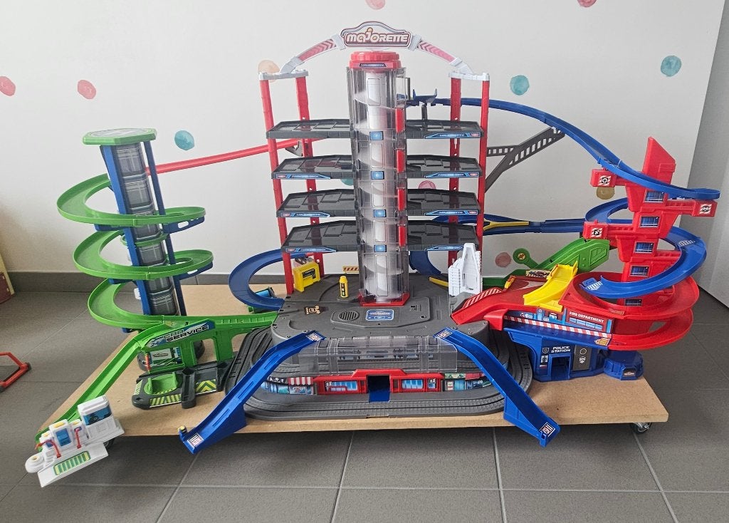 Autobaan Majorette, Kinderen en Baby's, Speelgoed | Racebanen, Racebaan, Zo goed als nieuw, Elektrisch, Ophalen