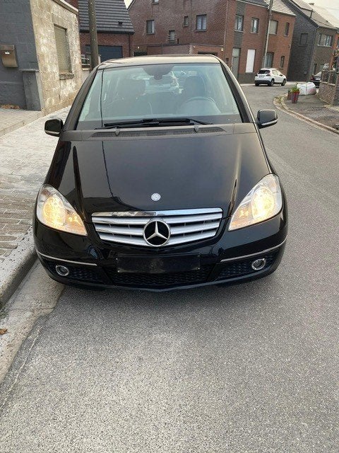 Mercedes Classe A180, Classe A, Achat, Noir, 5 portes