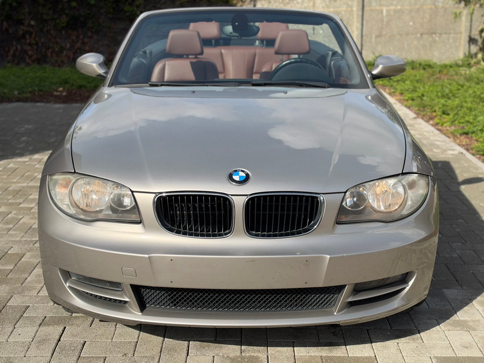 BMW 120i/Cabriolet ! /CLIMATISATION ! /APPROUVÉ VVK !, Autos, Cuir, Cabriolet, Boîte manuelle, 5 places