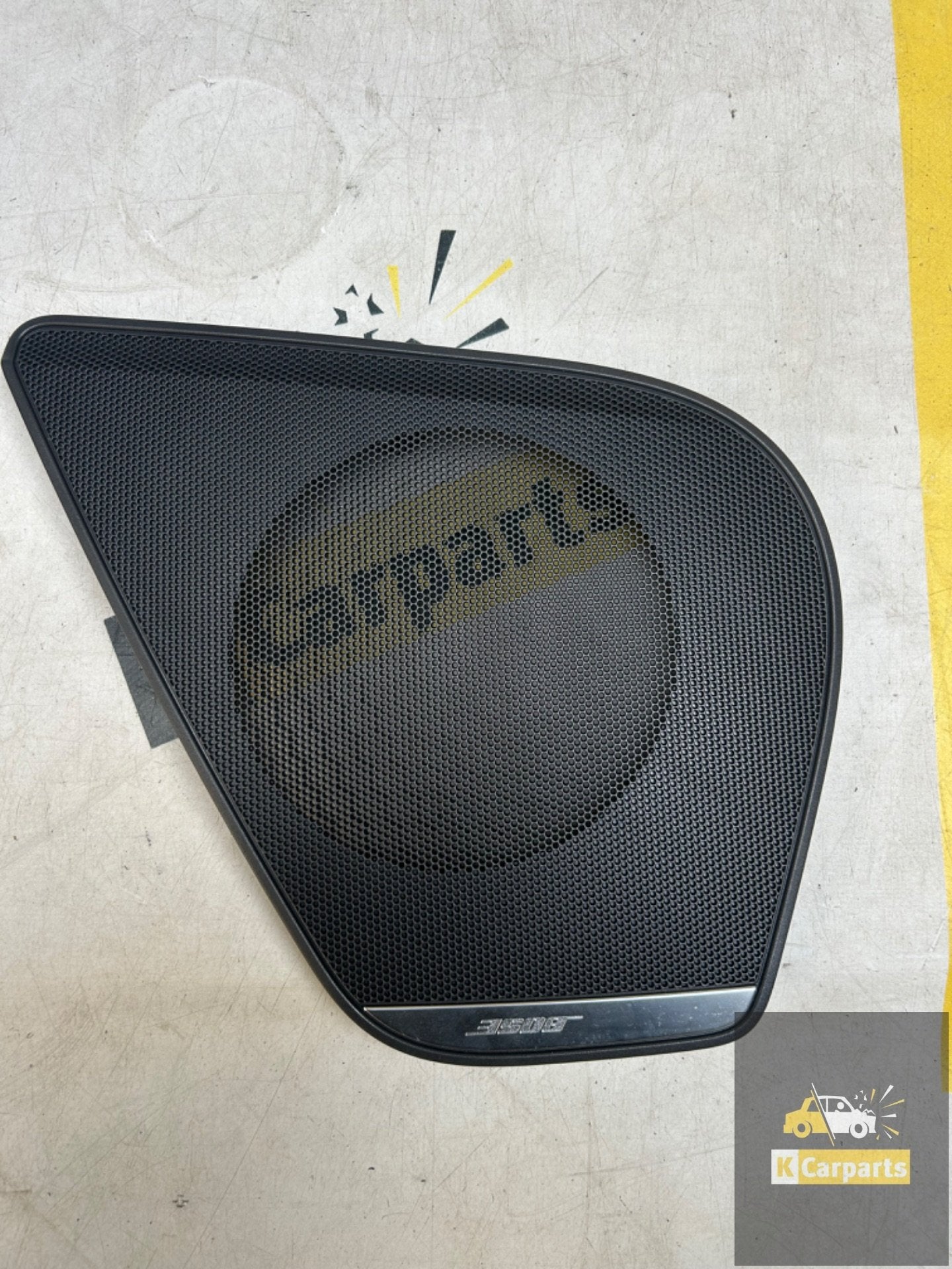 Audi A6 Avant C7 Bose luidsprekerafdekking rechts 4G0035436A, Info@fabrikant.eu, Fabrikantstraat 1
1000 AA  Amsterdam, NL, Audi