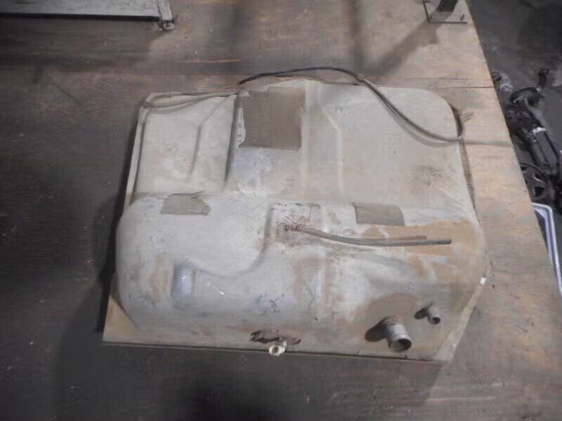 BRANDSTOFTANK Opel Kadett E Combo (01-1986/07-1994), Autos : Pièces & Accessoires, Bahnhofsplatz 65423 Rüsselsheim am Main, DE