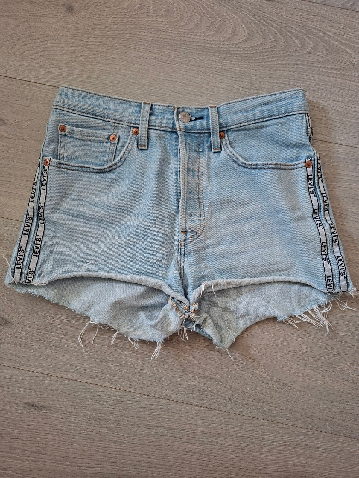 short levis, Levis, Ophalen of Verzenden, Zo goed als nieuw
