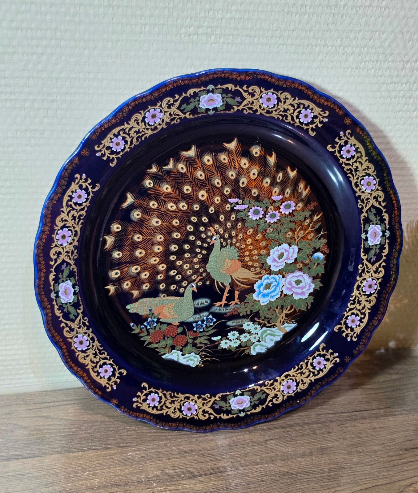 Assiette Vintage "Taous" en Porcelaine - Motif Paon, Enlèvement ou Envoi