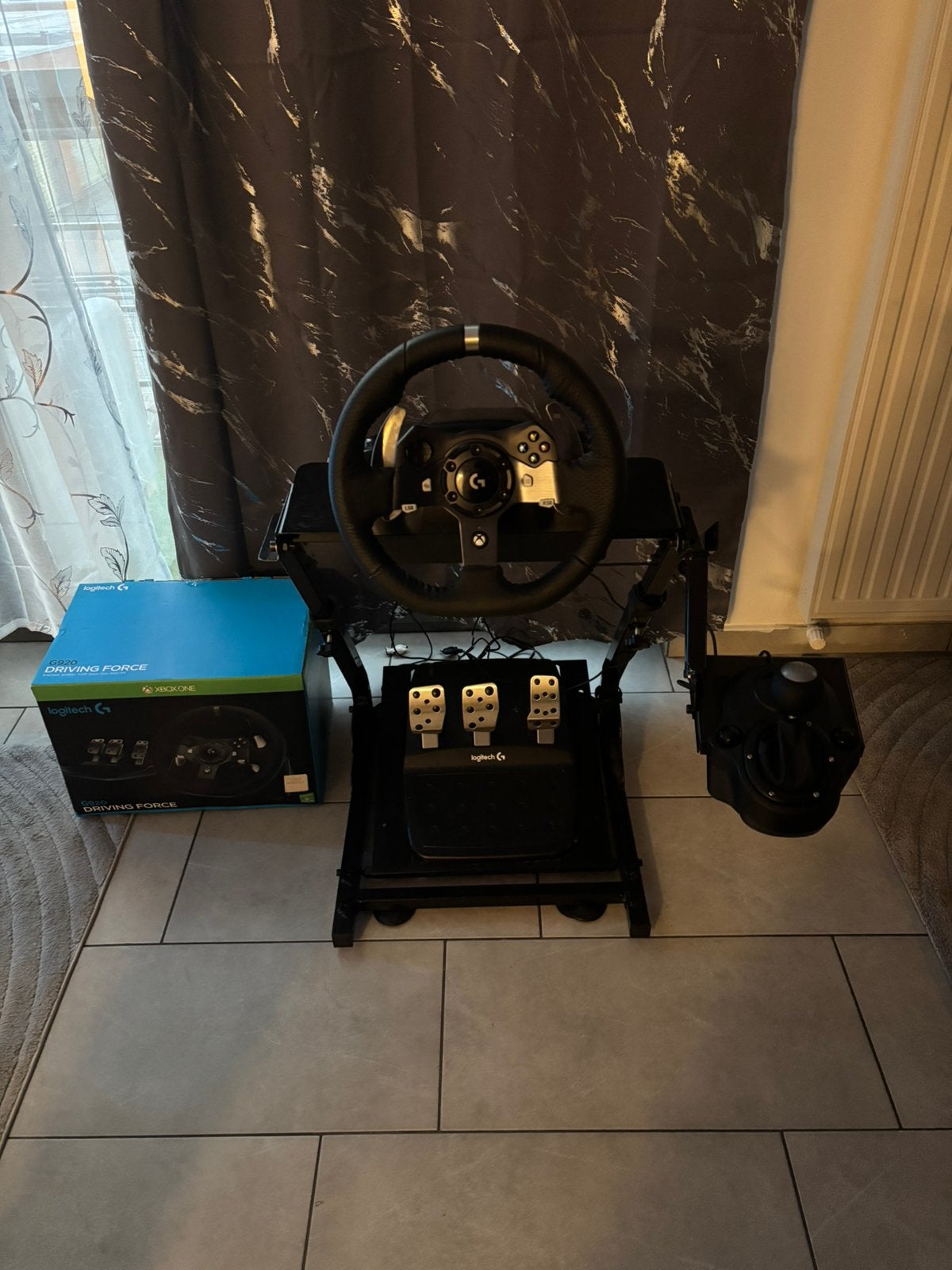 Logitech G920 stuur met stand en shifter, Games en Spelcomputers, Ophalen of Verzenden, Zo goed als nieuw