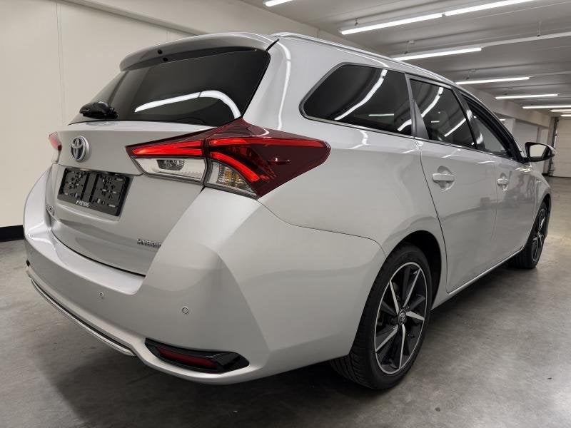 Toyota Auris Pack 50 Plus, Autos, Toyota, 100 kW, Argent ou Gris, Achat, Euro 6