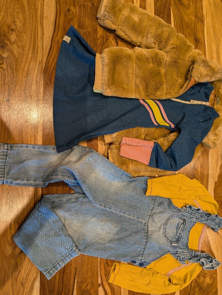 Alba en 4FF pakket voor meisje, Enfants & Bébés, Vêtements enfant | Taille 104, Enlèvement ou Envoi, Comme neuf, Fille