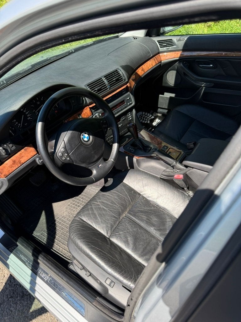 BMW 535i E39, oldtimer, foto 12