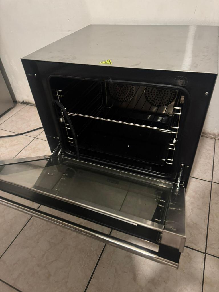 Restaurant oven te koop intresse️, Elektronische apparatuur, Ophalen of Verzenden, Zo goed als nieuw, Oven