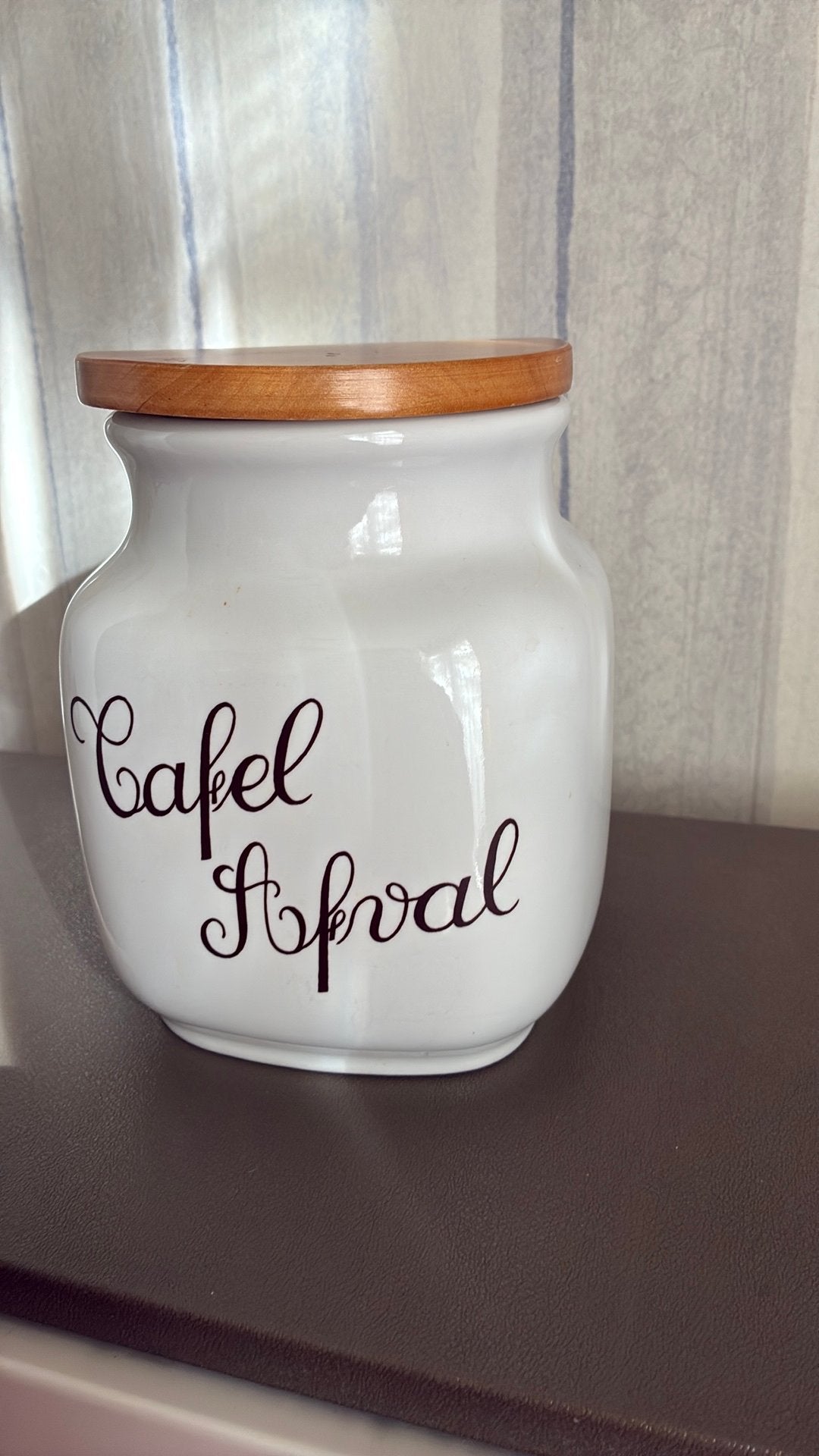 Tafel afval, Ophalen, Zo goed als nieuw