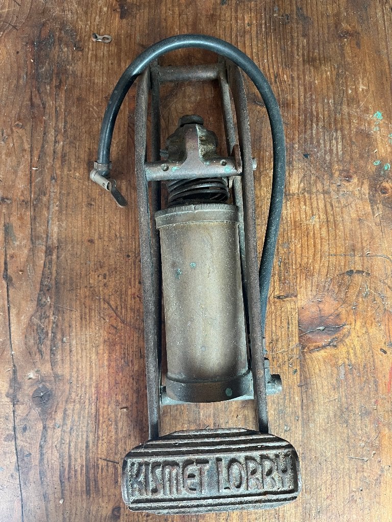 Antieke voetpomp, Antiek en Kunst, Ophalen