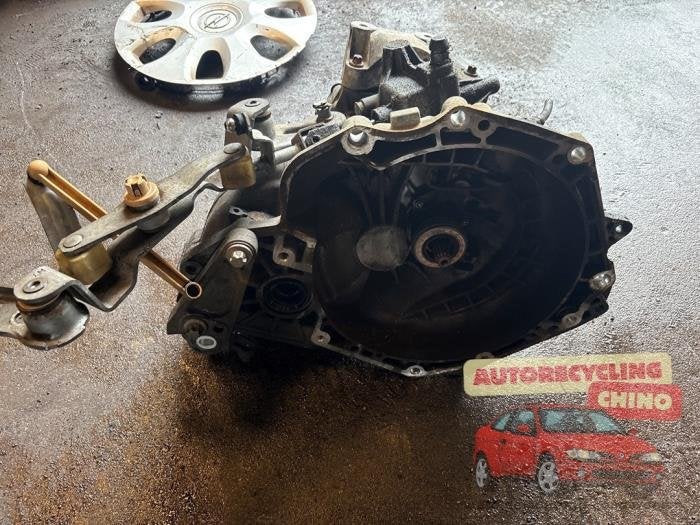 Versnellingsbak van een Opel Corsa, Gebruikt, -, -, Opel