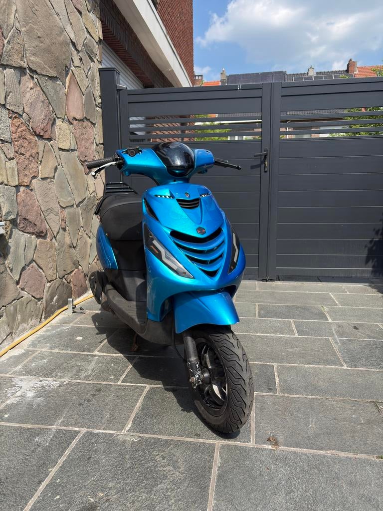 Zip 2T A-Klasse, Fietsen en Brommers, Scooters | Piaggio, Zo goed als nieuw, Zip, Ophalen of Verzenden