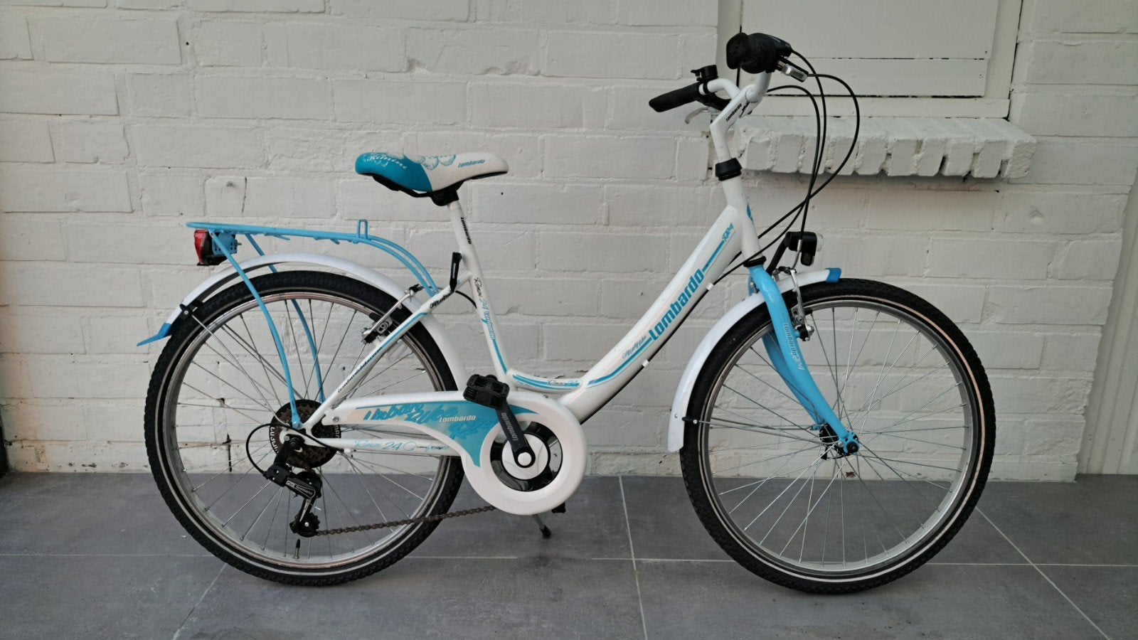 meijsesfiets  24 ınch( BIJNA  NIEUWE  FIETS), Enlèvement