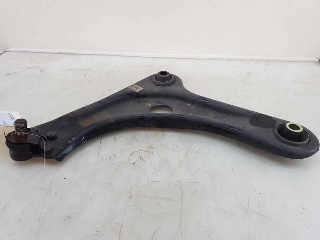 BRAS DE SUSPENSION AVANT GAUCHE (TRIANGLE) C3 (SX / SW), Dhr. J. Ham, Citroën, Administratie@autoham.nl, Utilisé