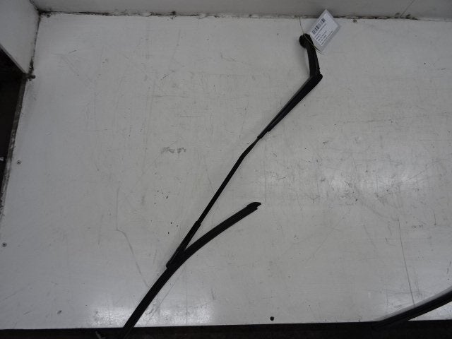 RUITENWISSERARM RECHTS VOOR Audi A3 (8V1 / 8VK), Gebruikt, Audi